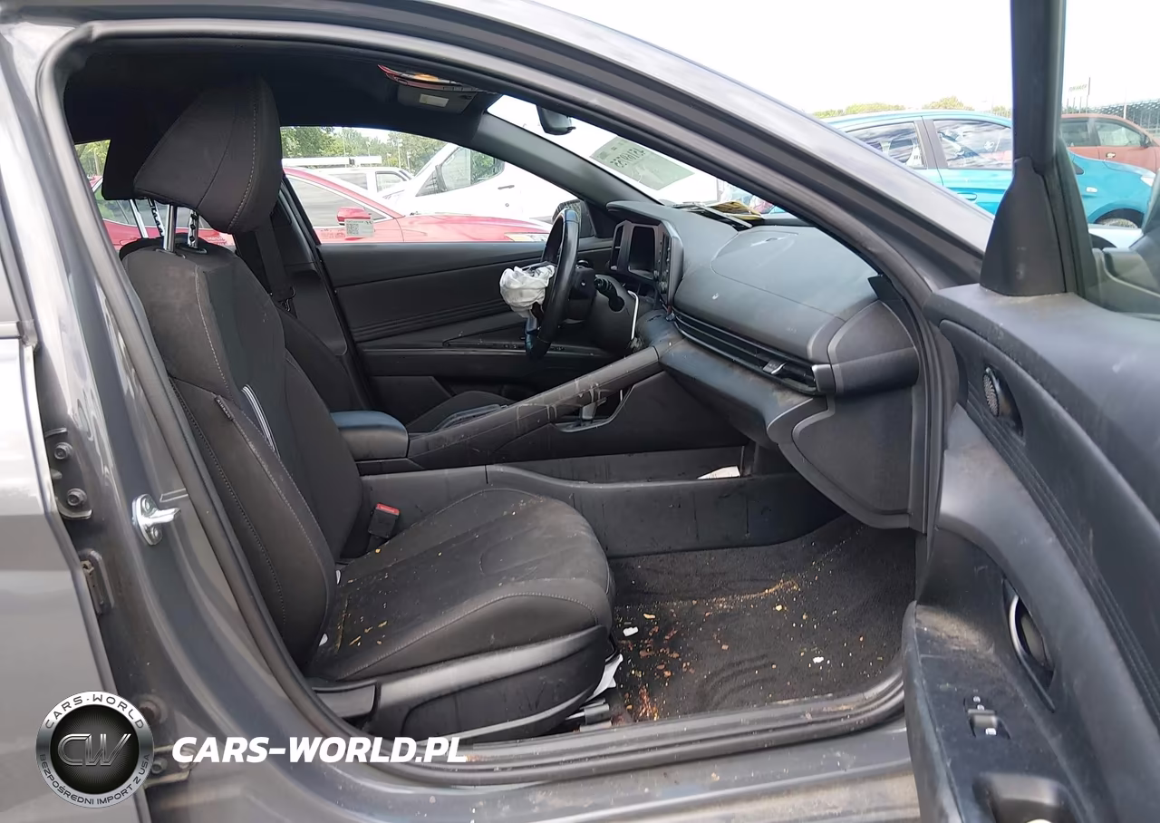 2025 Hyundai Elantra Sel Sport VIN:KMHLM4DG1SU902454 - 5