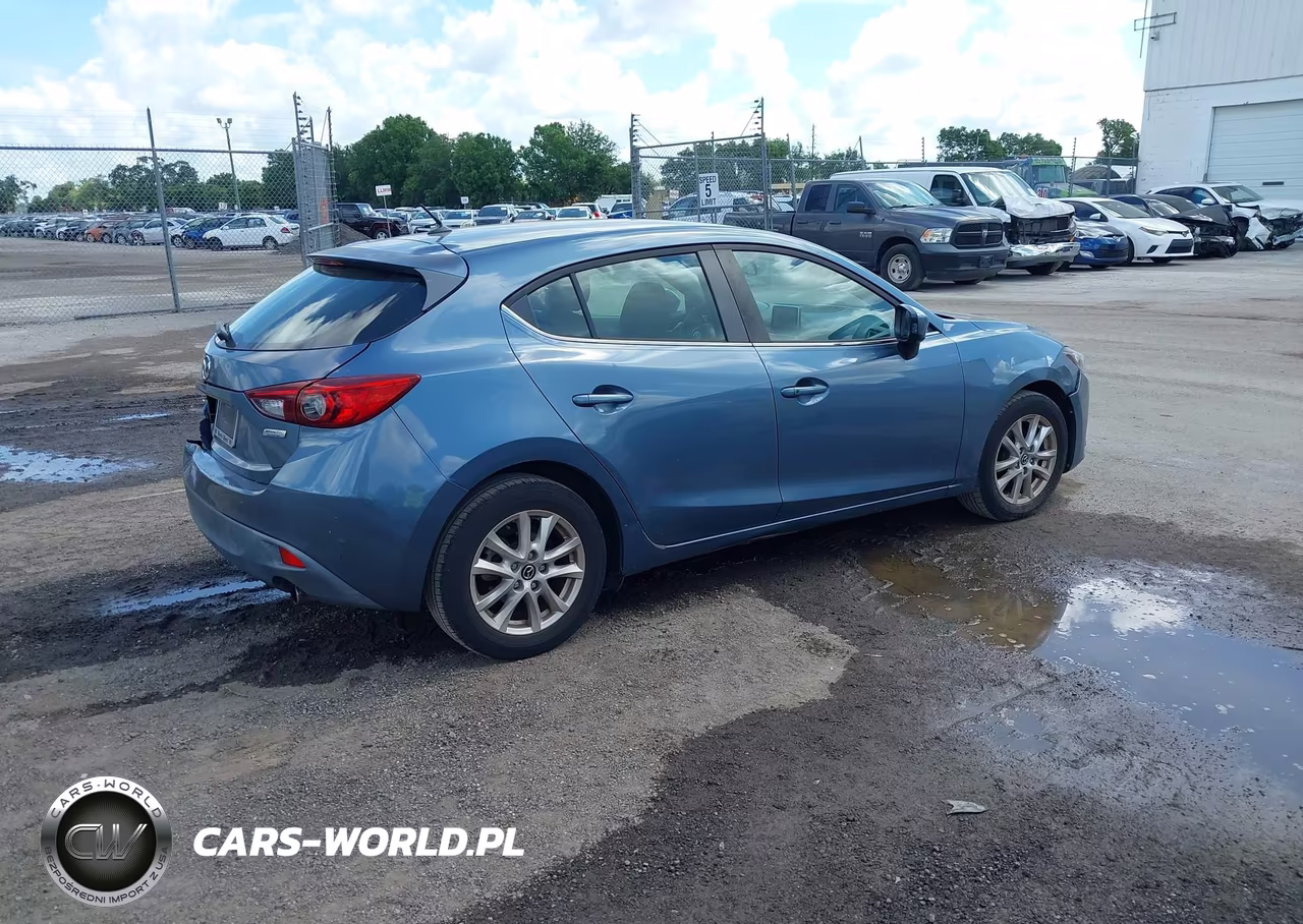 2015 Mazda Mazda3 I Touring VIN:3MZBM1L70FM130410 - 4