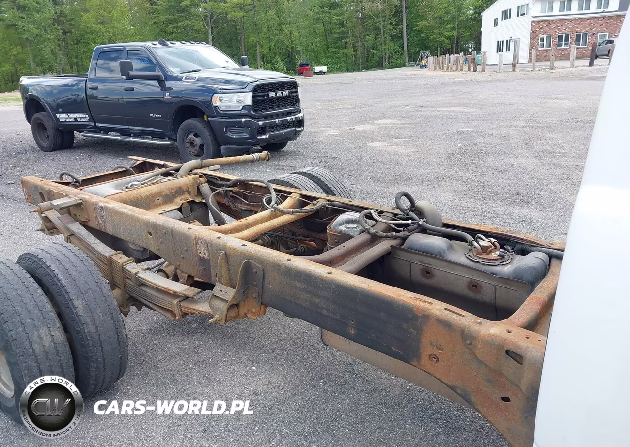 2006 Chevrolet Silverado 3500 Chassis Work Truck VIN:1GBJC34D76E208029 - 11