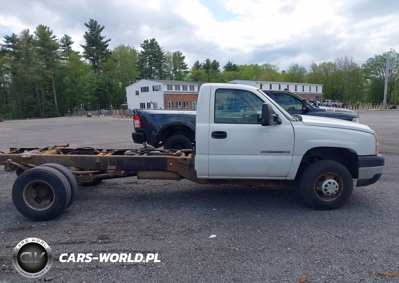 2006 Chevrolet Silverado 3500 Chassis Work Truck VIN:1GBJC34D76E208029 - 13