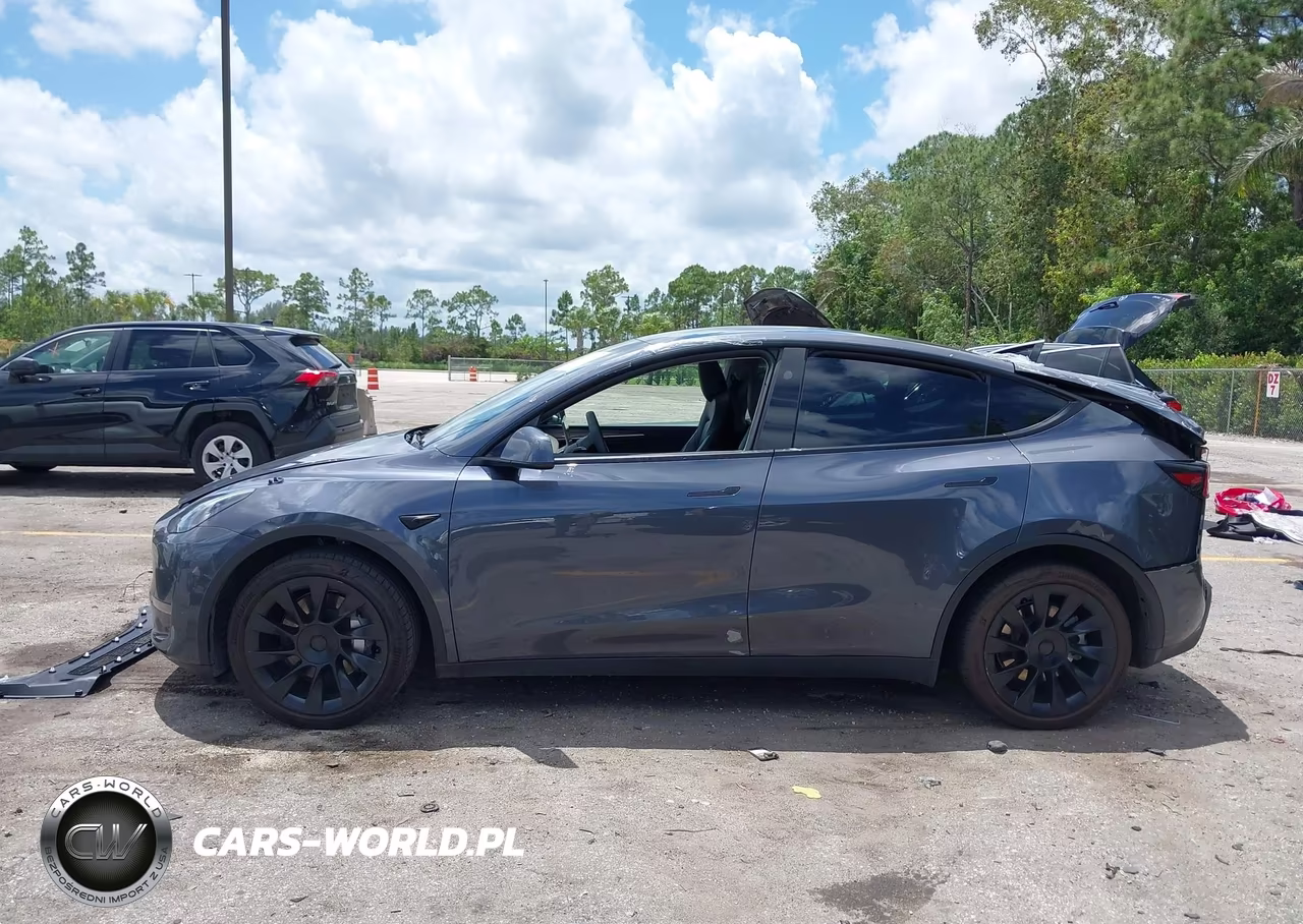 2023 Tesla Model Y Awd-Long Range Dual Motor All-Wheel Drive VIN:7SAYGAEE5PF854991 - 14