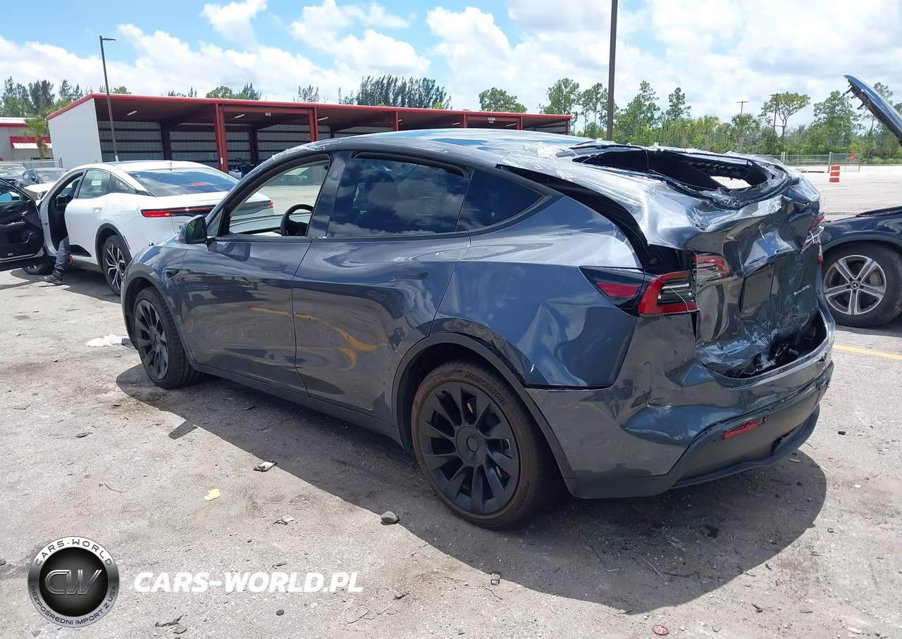 2023 Tesla Model Y Awd-Long Range Dual Motor All-Wheel Drive VIN:7SAYGAEE5PF854991 - 3