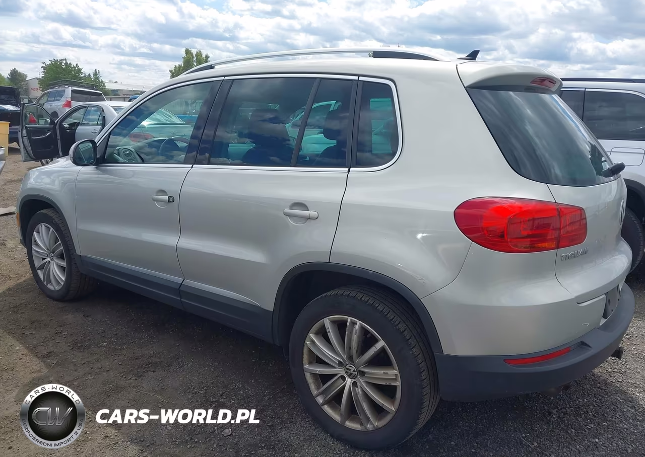 2012 Volkswagen Tiguan Se VIN:WVGBV7AX4CW513246 - 3