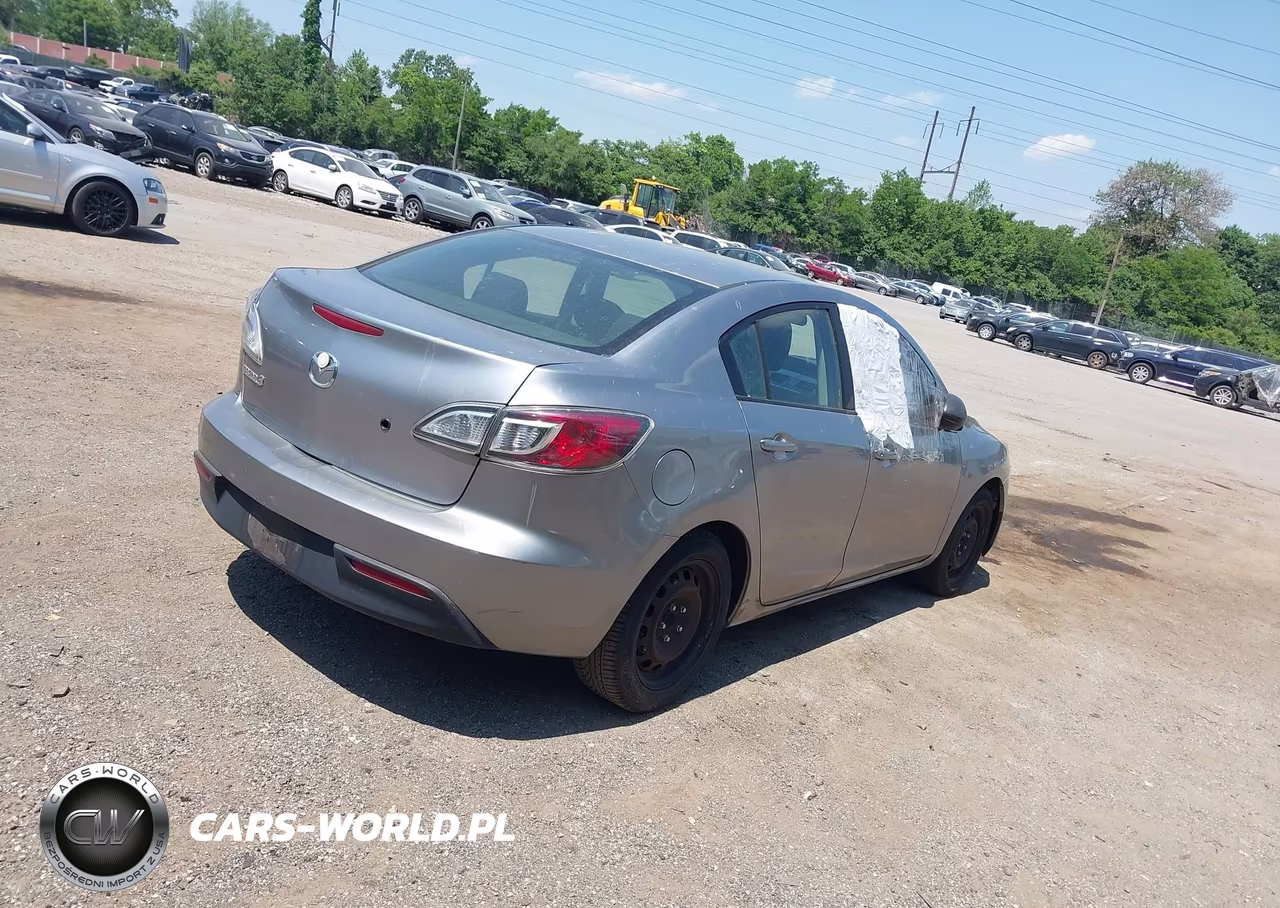 2011 Mazda Mazda3 I Sport VIN:JM1BL1UG7B1495274 - 4
