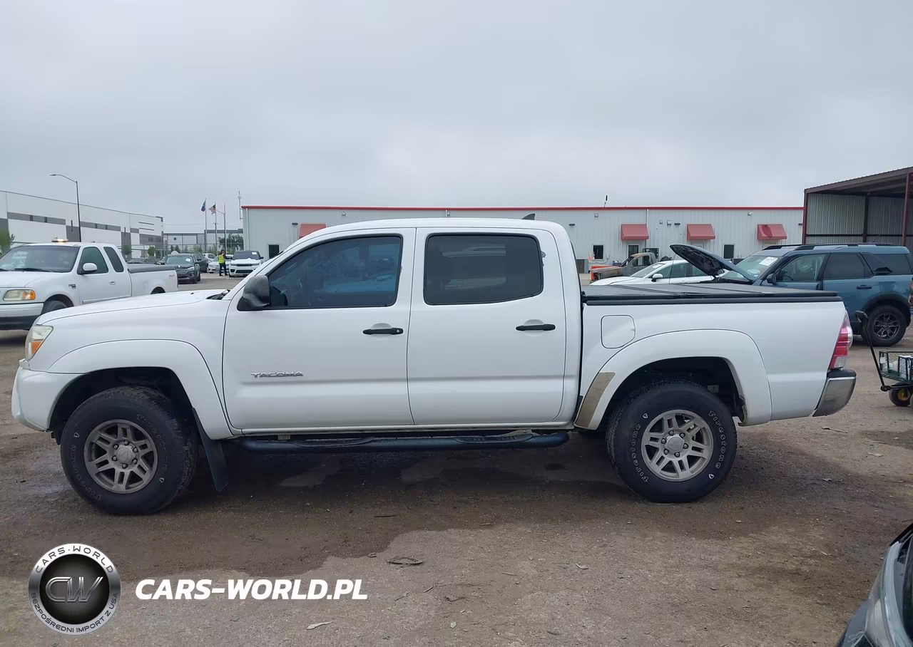 2015 Toyota Tacoma Prerunner VIN:5TFJX4GN0FX045139 - 14