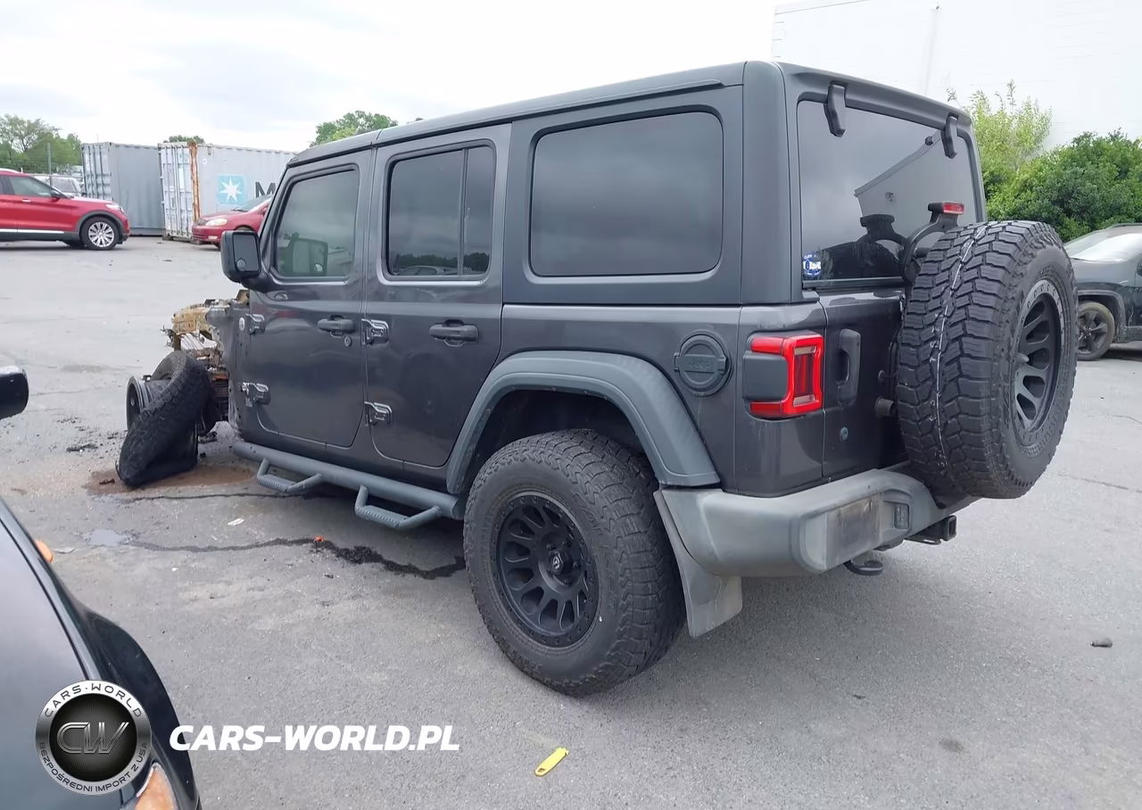 2018 Jeep Wrangler Unlimited Sport 4X4 VIN:1C4HJXDN5JW262755 - 3