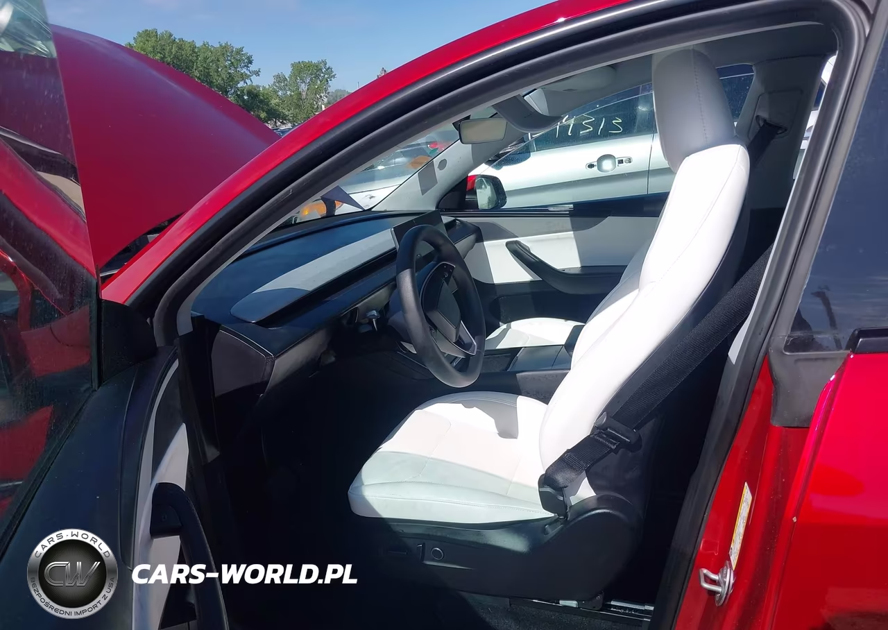 2026 Tesla Model Y VIN:7SAYGDEE9TA431789 - 5
