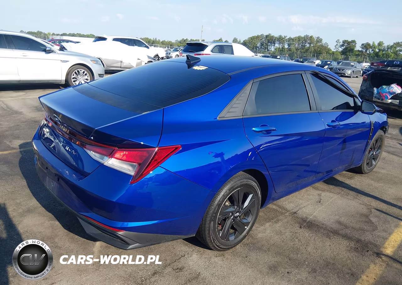 2021 Hyundai Elantra Sel VIN:KMHLM4AG1MU125975 - 4