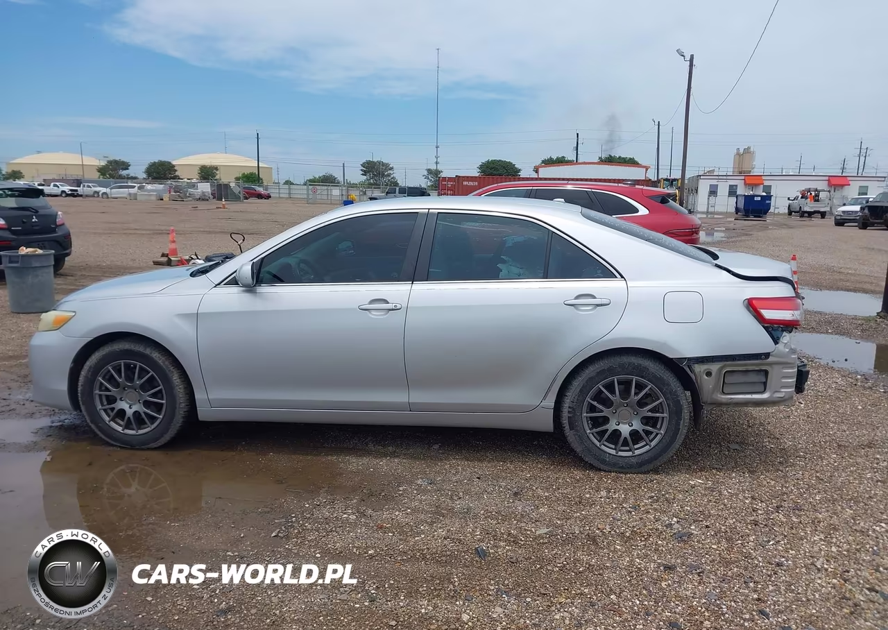 2010 Toyota Camry Le VIN:4T1BF3EK4AU039652 - 15