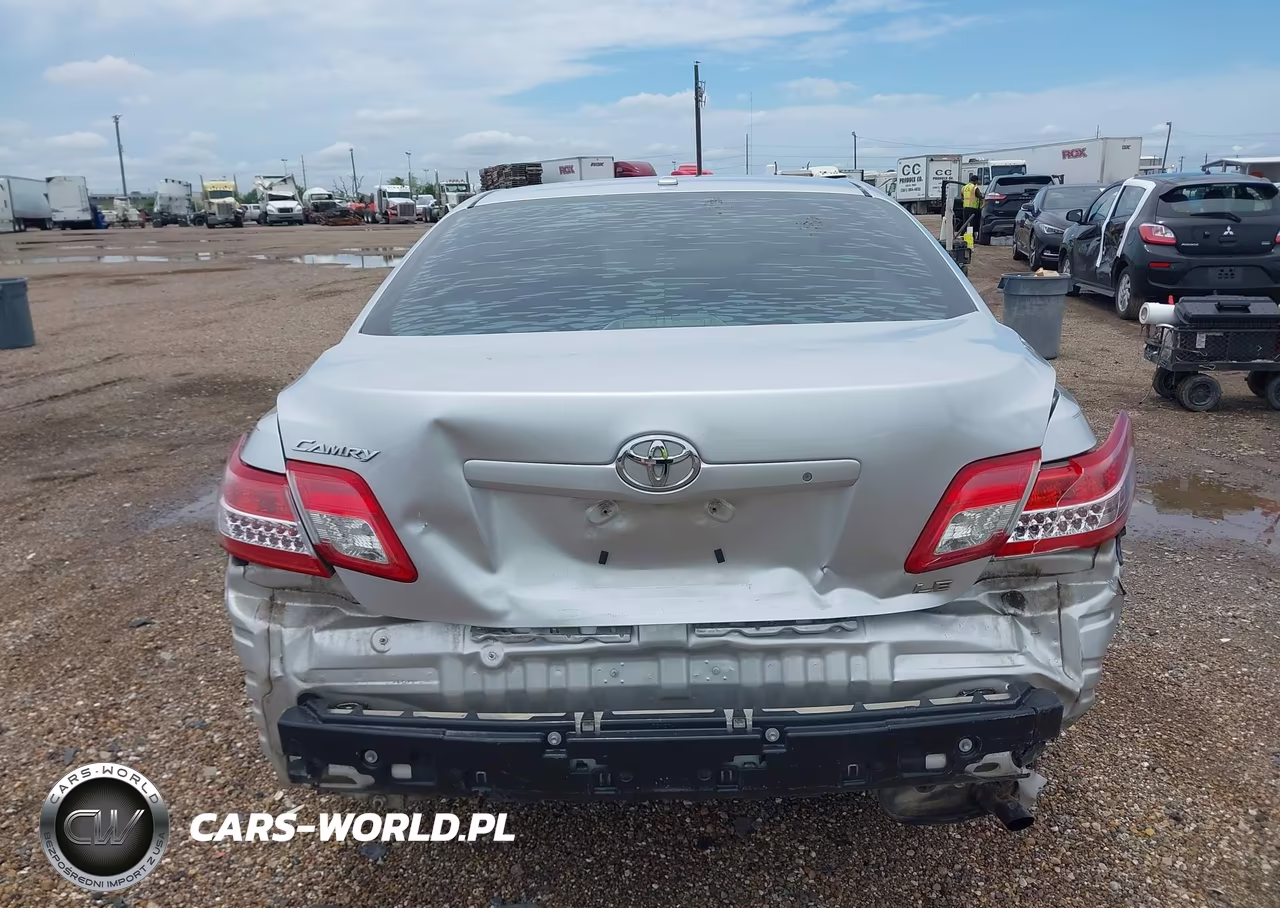 2010 Toyota Camry Le VIN:4T1BF3EK4AU039652 - 17