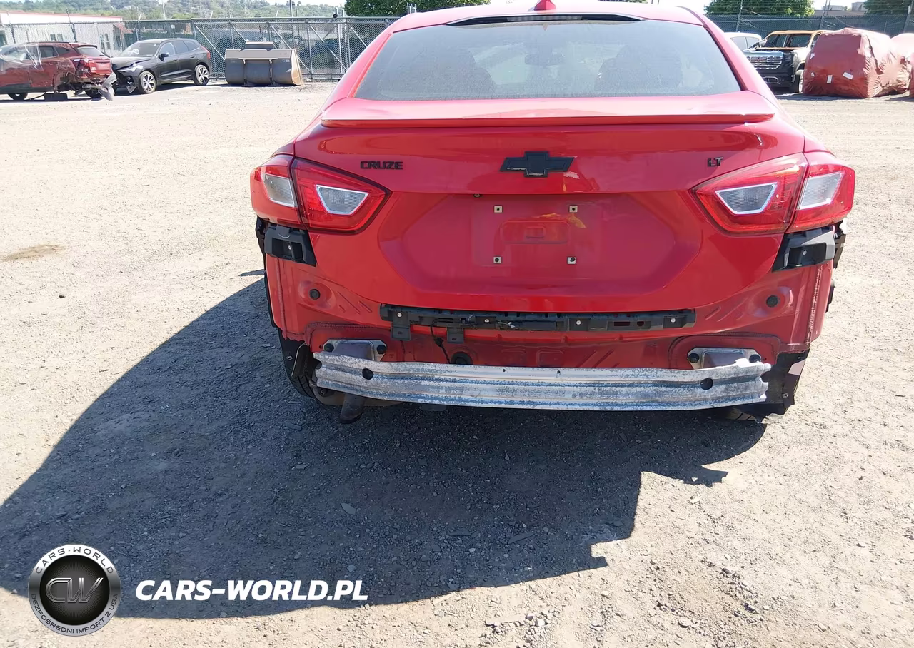 2018 Chevrolet Cruze Lt Auto VIN:1G1BE5SM7J7229624 - 6
