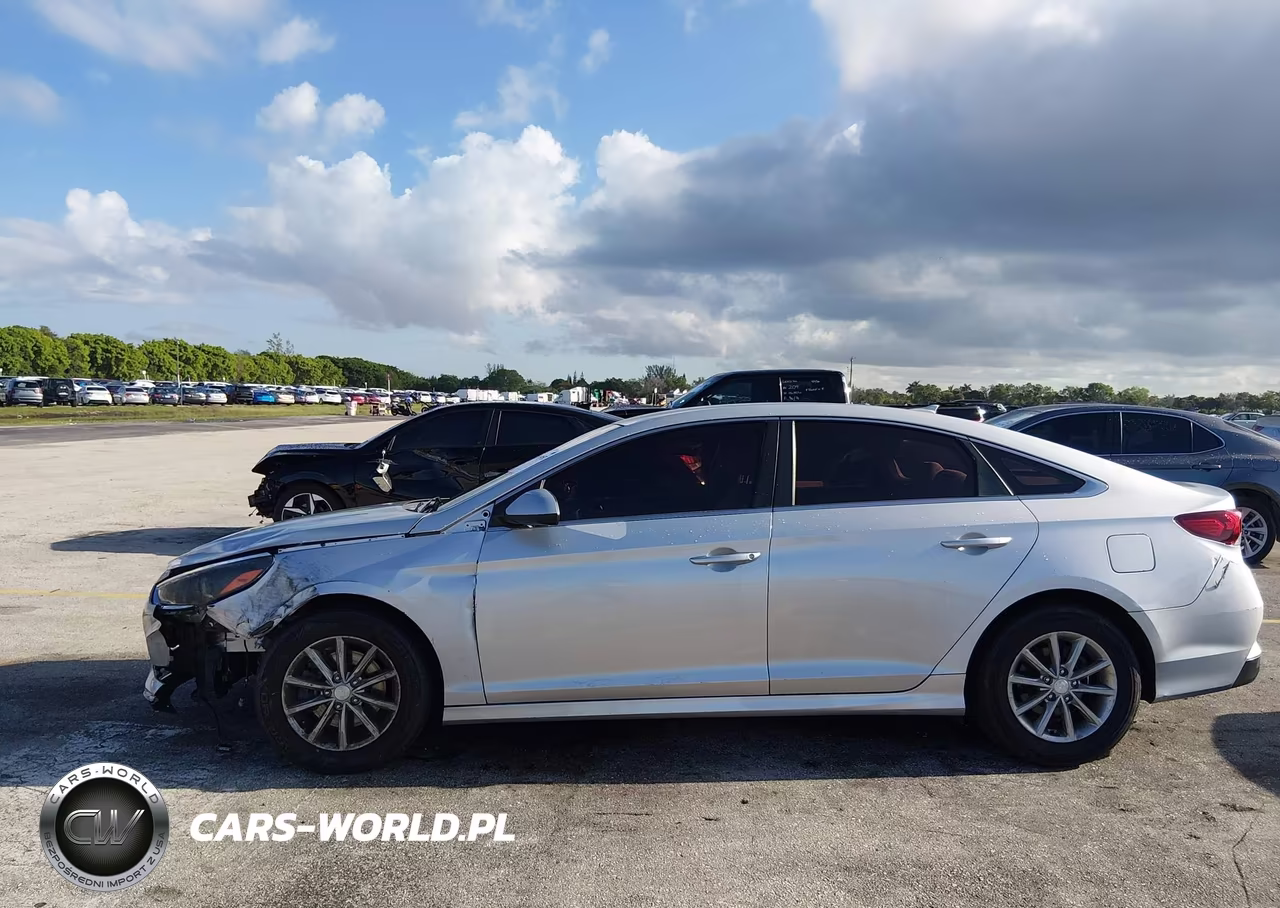 2018 Hyundai Sonata Se VIN:5NPE24AF6JH677715 - 14