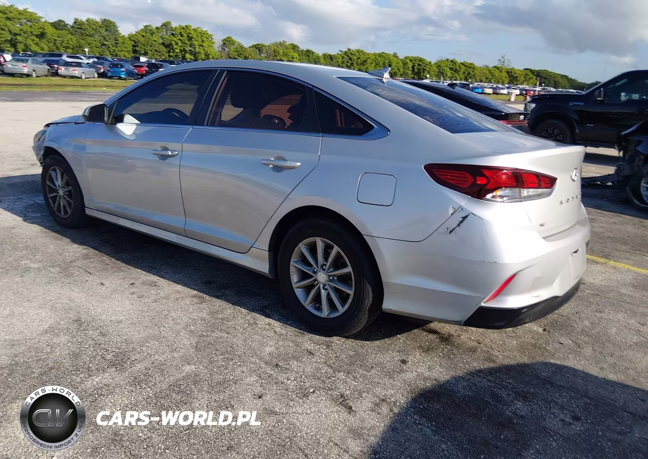 2018 Hyundai Sonata Se VIN:5NPE24AF6JH677715 - 3