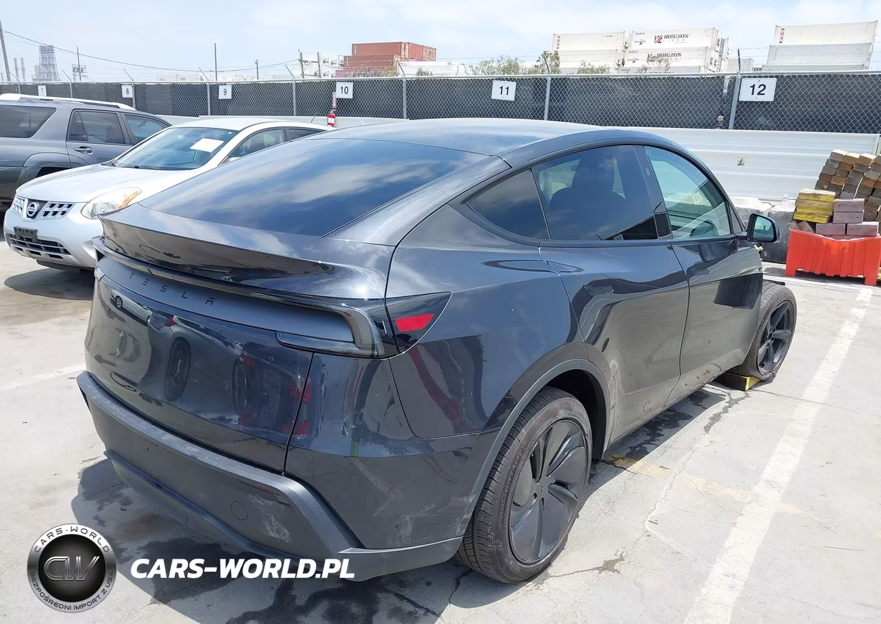 2026 Tesla Model Y Premium Rear-Wheel Drive-Rear-Wheel Drive VIN:7SAYGDED8TF431020 - 4