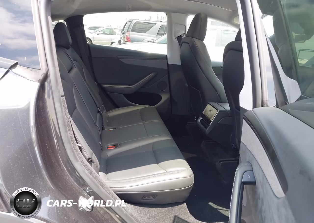 2026 Tesla Model Y Premium Rear-Wheel Drive-Rear-Wheel Drive VIN:7SAYGDED8TF431020 - 8