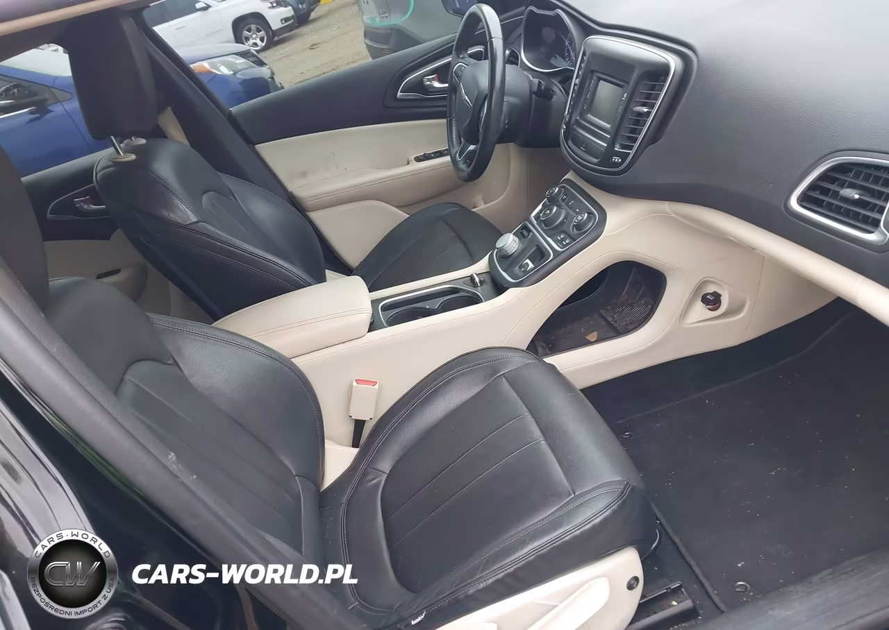 2015 Chrysler 200 Limited VIN:1C3CCCAB5FN657639 - 5