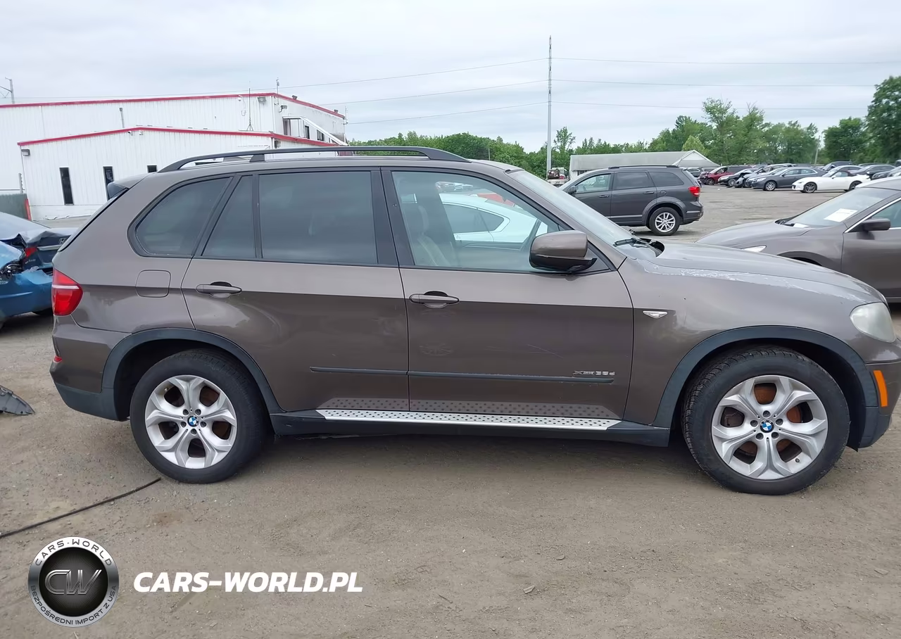 2011 BMW X5 xDrive35D VIN:5UXZW0C5XBL368747 - 13
