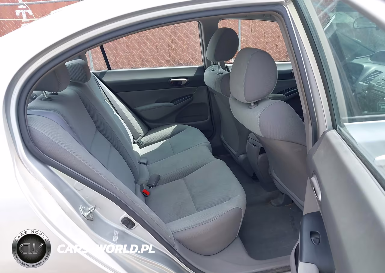 2011 Honda Civic Lx VIN:2HGFA1F5XBH302752 - 8
