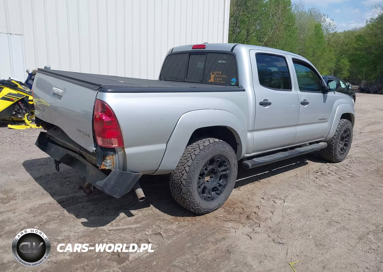 2008 Toyota Tacoma Base V6 VIN:3TMLU42N58M019881 - 4