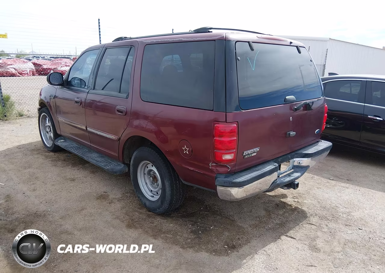 2000 Ford Expedition Xlt VIN:1FMEU1567YLC07861 - 3