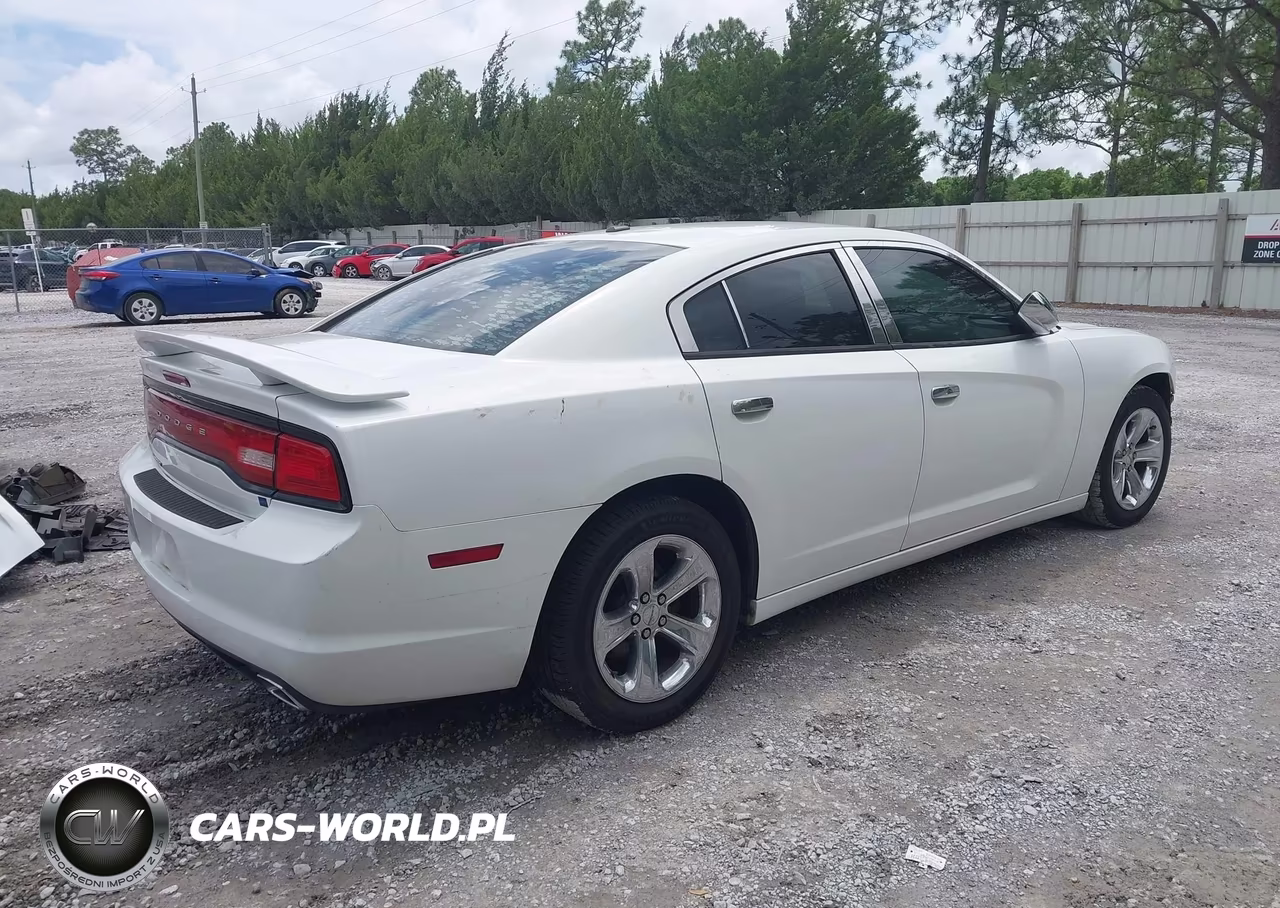 2012 Dodge Charger Sxt VIN:2C3CDXHG8CH126252 - 4
