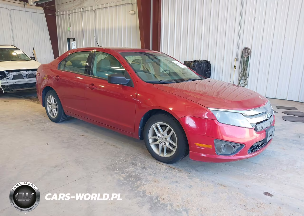 2010 Ford Fusion S – zdjęcie 1 z 12