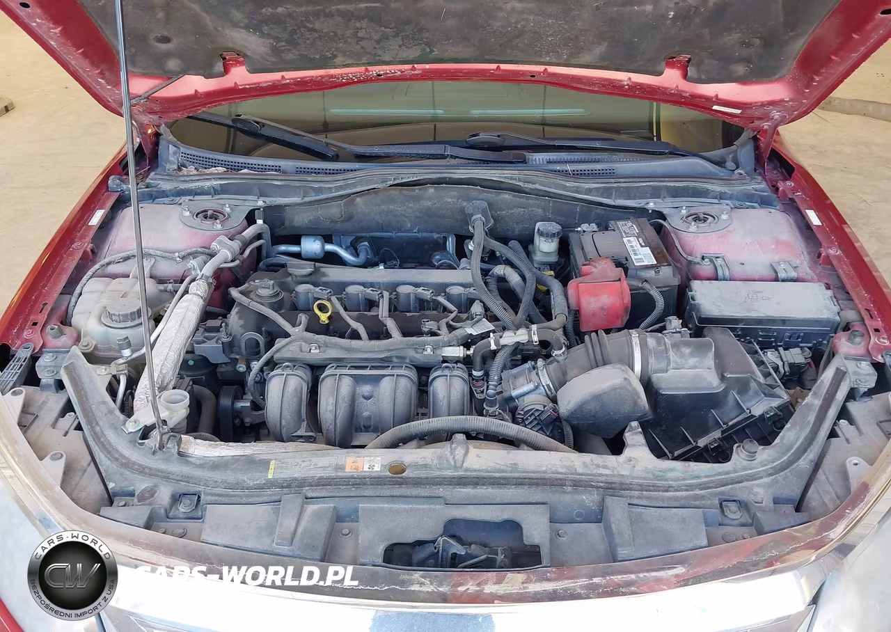 2010 Ford Fusion S VIN:3FAHP0GA8AR307629 - 10
