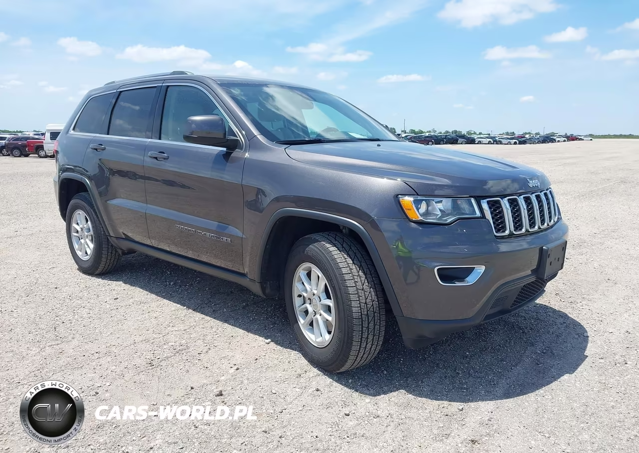 2019 Jeep Grand Cherokee Laredo E 4X2