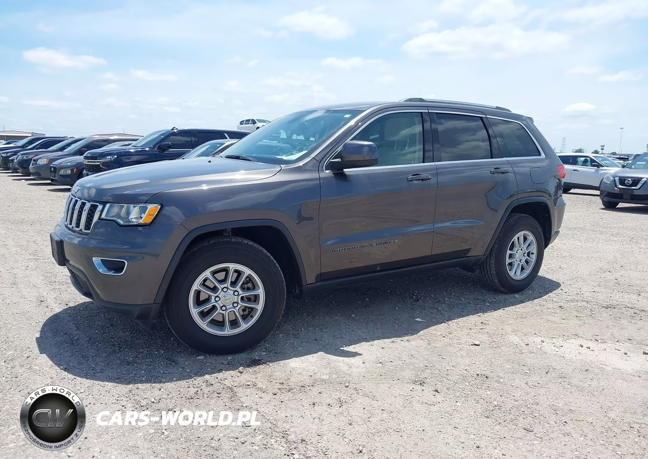 2019 Jeep Grand Cherokee Laredo E 4X2 VIN:1C4RJEAG6KC776017 - 2
