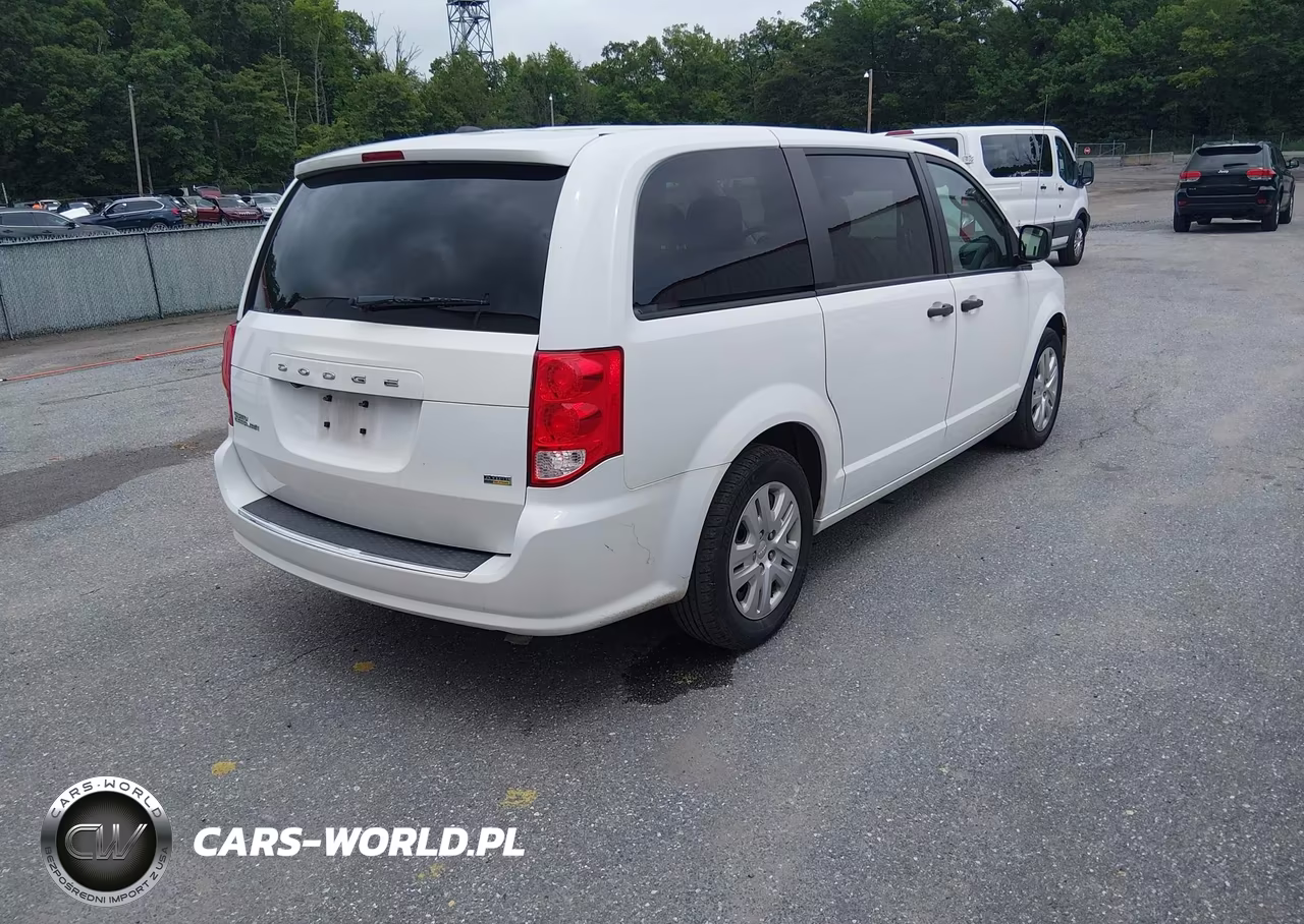 2019 Dodge Grand Caravan Se VIN:2C4RDGBG3KR742402 - 4