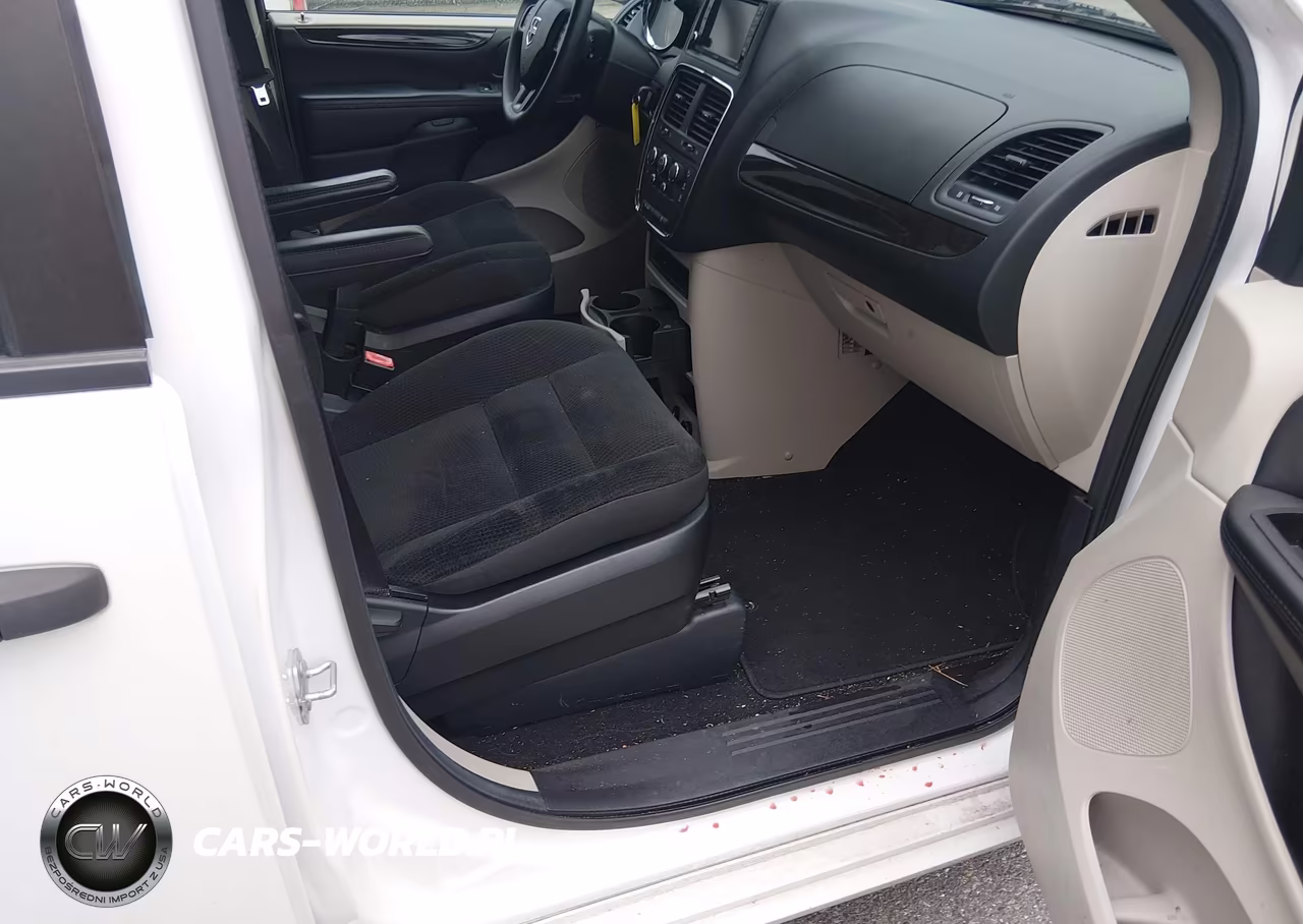 2019 Dodge Grand Caravan Se VIN:2C4RDGBG3KR742402 - 5