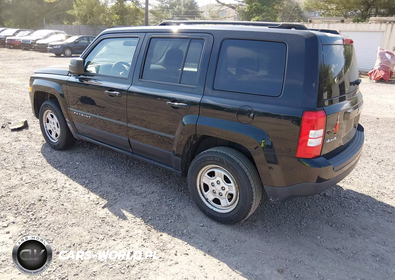 2015 Jeep Patriot Sport VIN:1C4NJRBB6FD411877 - 3