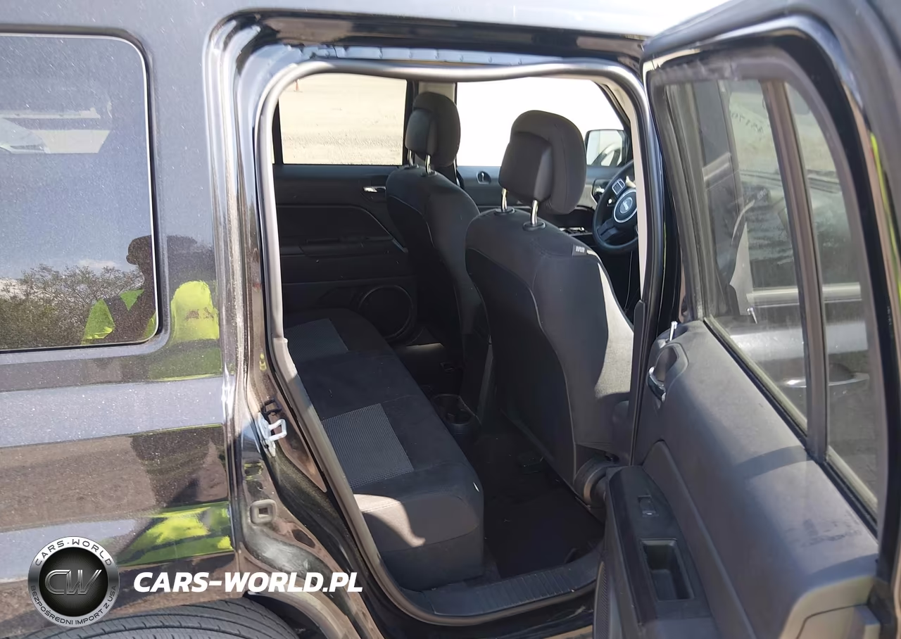 2015 Jeep Patriot Sport VIN:1C4NJRBB6FD411877 - 8