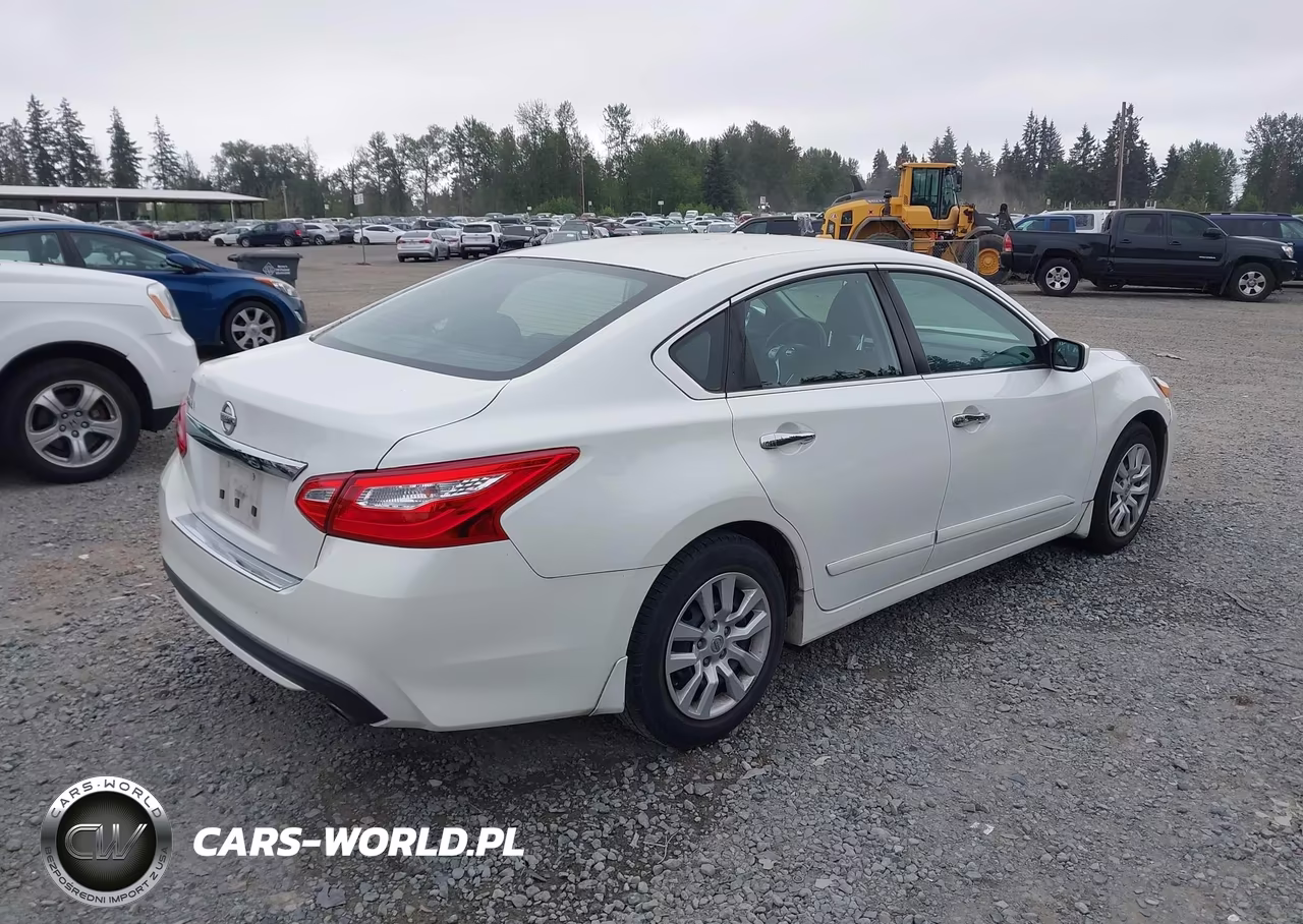 2016 Nissan Altima 2.5 S VIN:1N4AL3AP1GN383524 - 4