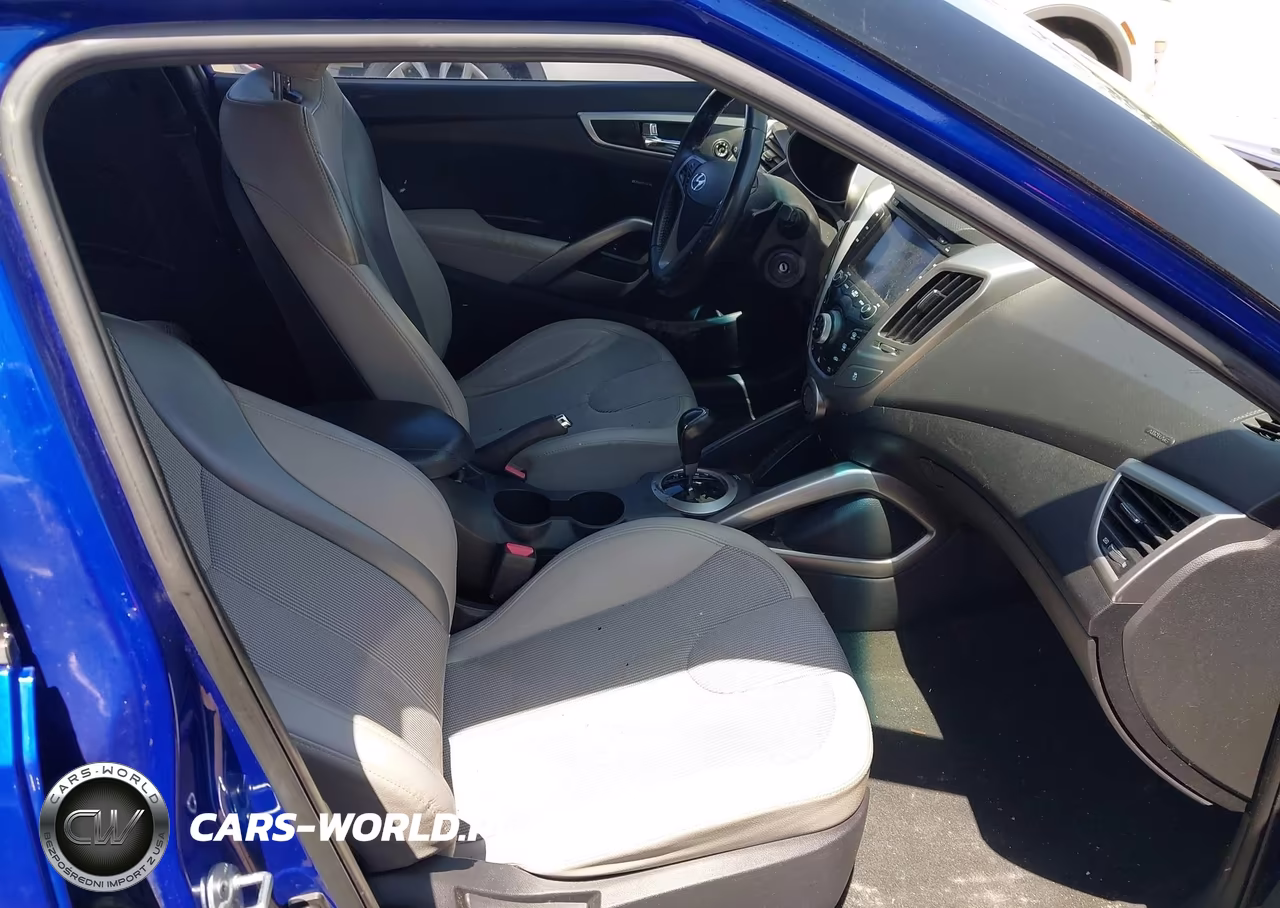 2012 Hyundai Veloster Base W-Gray VIN:KMHTC6AD7CU059502 - 5
