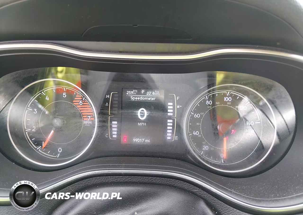 2019 Jeep Cherokee Latitude Plus 4X4 VIN:1C4PJMLN6KD123601 - 7