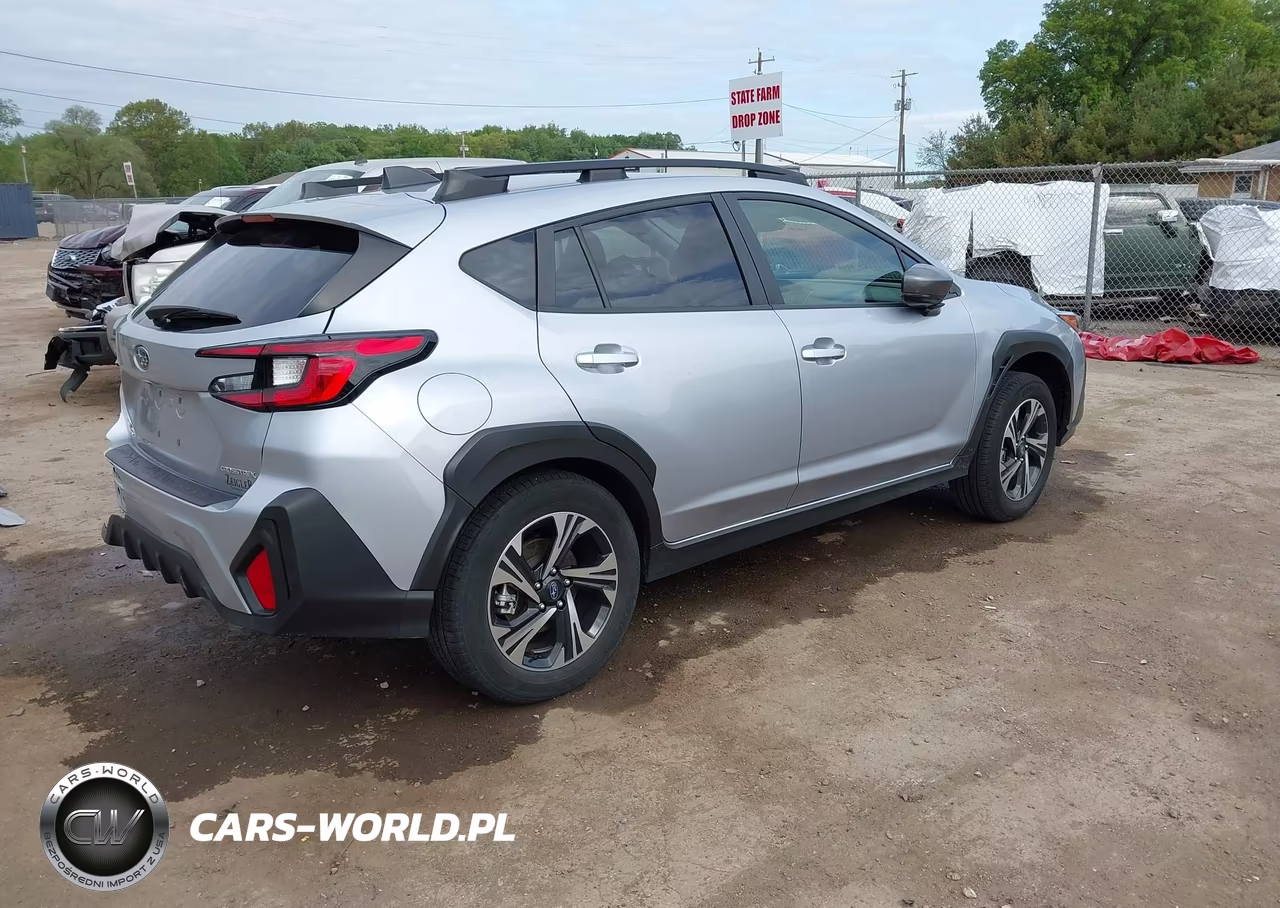 2024 Subaru Crosstrek Premium VIN:JF2GUADC3R8859399 - 4