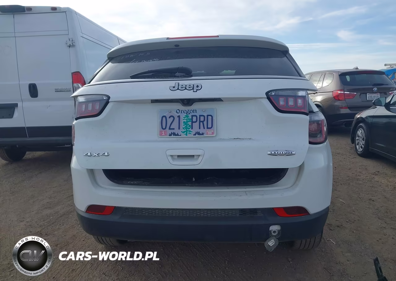 2024 Jeep Compass Latitude 4X4 VIN:3C4NJDBN1RT117847 - 17