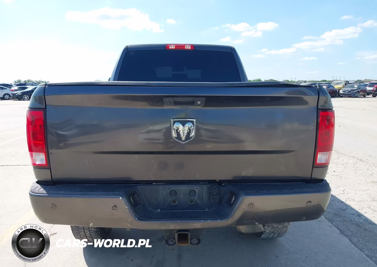2017 Ram 2500 Tradesman 4X4 6'4 Box VIN:3C6UR5CL1HG676742 - 16