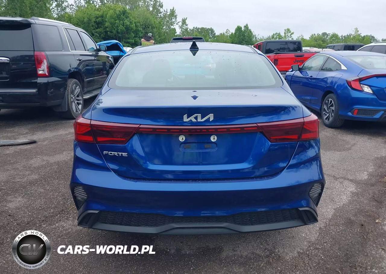 2024 Kia Forte Lxs VIN:3KPF24AD7RE832470 - 16