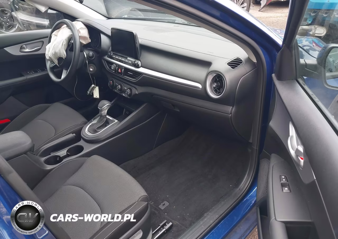 2024 Kia Forte Lxs VIN:3KPF24AD7RE832470 - 5