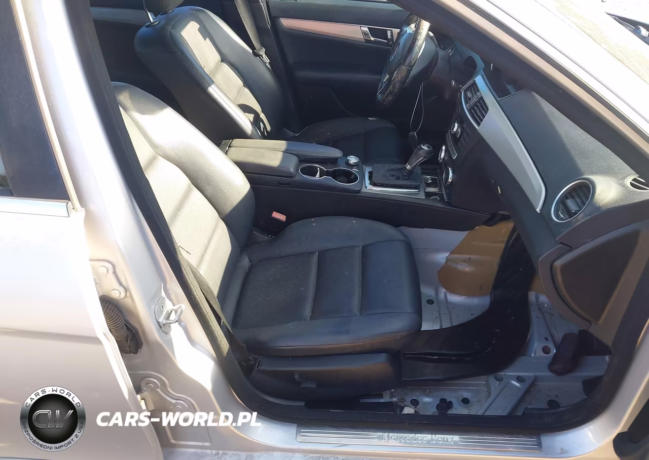 2012 Mercedes-Benz C 250 Sport VIN:WDDGF4HB7CR210868 - 5