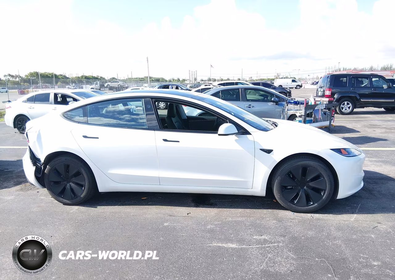 2024 Tesla Model 3 Long Range Dual Motor All-Wheel Drive-Rear-Wheel Drive VIN:5YJ3E1EA6RF755769 - 13