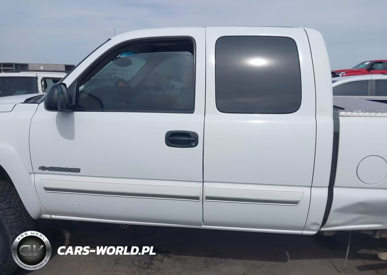 2003 Chevrolet Silverado 2500Hd Ls VIN:1GCHK29UX3E246608 - 14