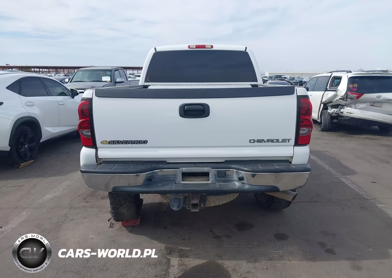 2003 Chevrolet Silverado 2500Hd Ls VIN:1GCHK29UX3E246608 - 16