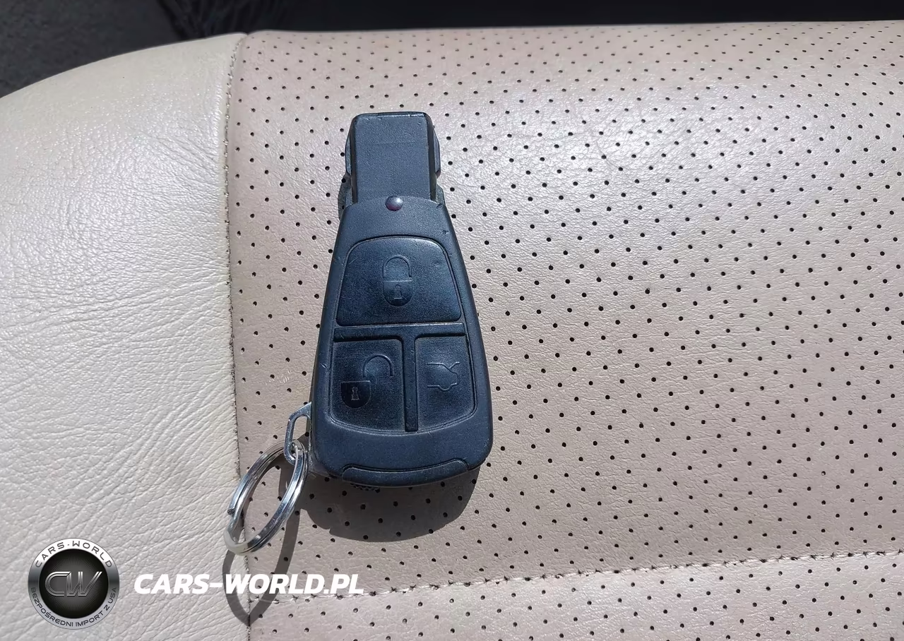 1999 Mercedes-Benz C 230 Kompressor VIN:WDBHA24G3XA752250 - 11