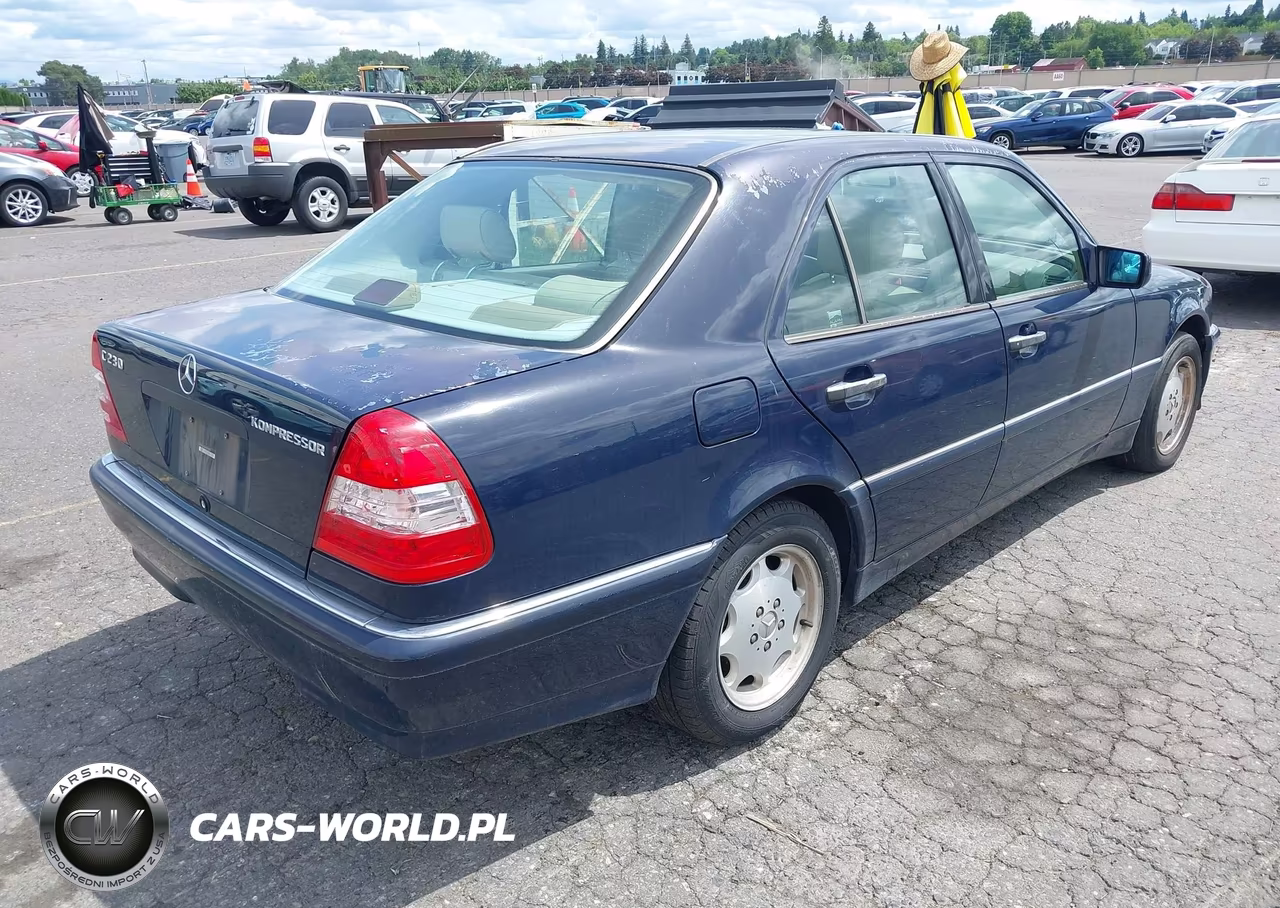 1999 Mercedes-Benz C 230 Kompressor VIN:WDBHA24G3XA752250 - 4