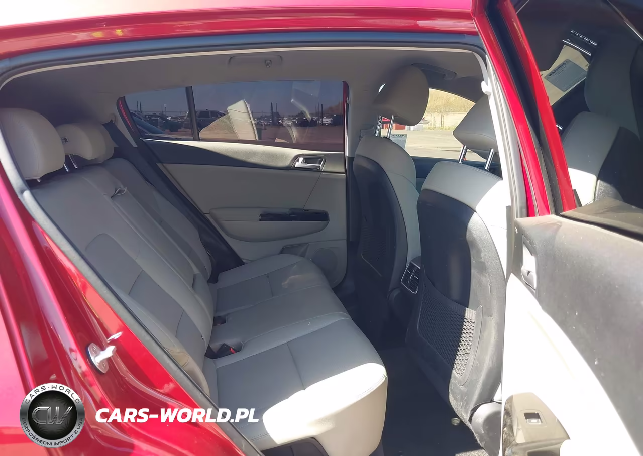 2020 Kia Sportage Ex VIN:KNDPN3AC2L7684636 - 8