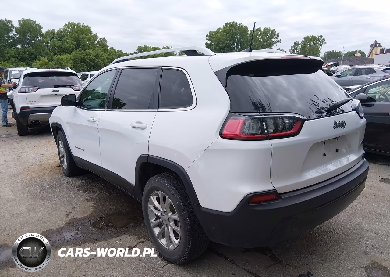 2019 Jeep Cherokee Latitude Fwd VIN:1C4PJLCB3KD178488 - 3