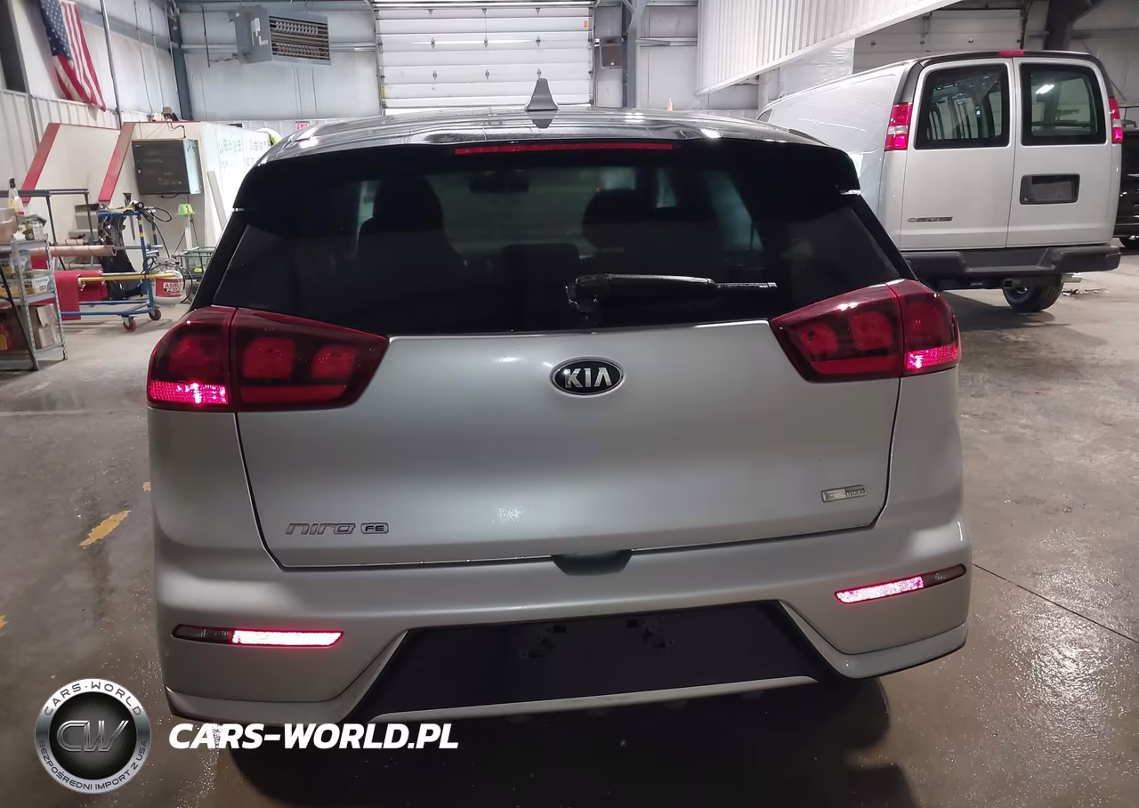 2019 Kia Niro Fe VIN:KNDCB3LC2K5218963 - 16